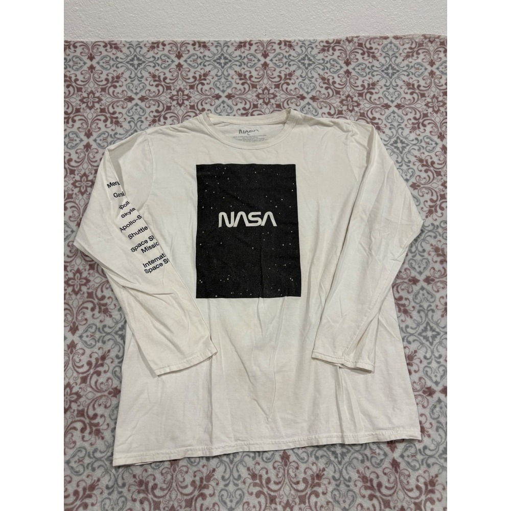 NASA Long Sleeve Graphic T-Shirt Mens Large White Space Program Missions Cotton